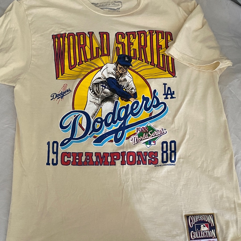 Mitchell & Ness Cream Dodgers World Series Tee